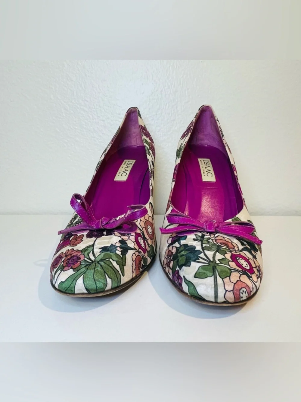 Isaac Y2K Silk Floral Cream and Purple Bow Heels Dress Pumps‎ Size 10